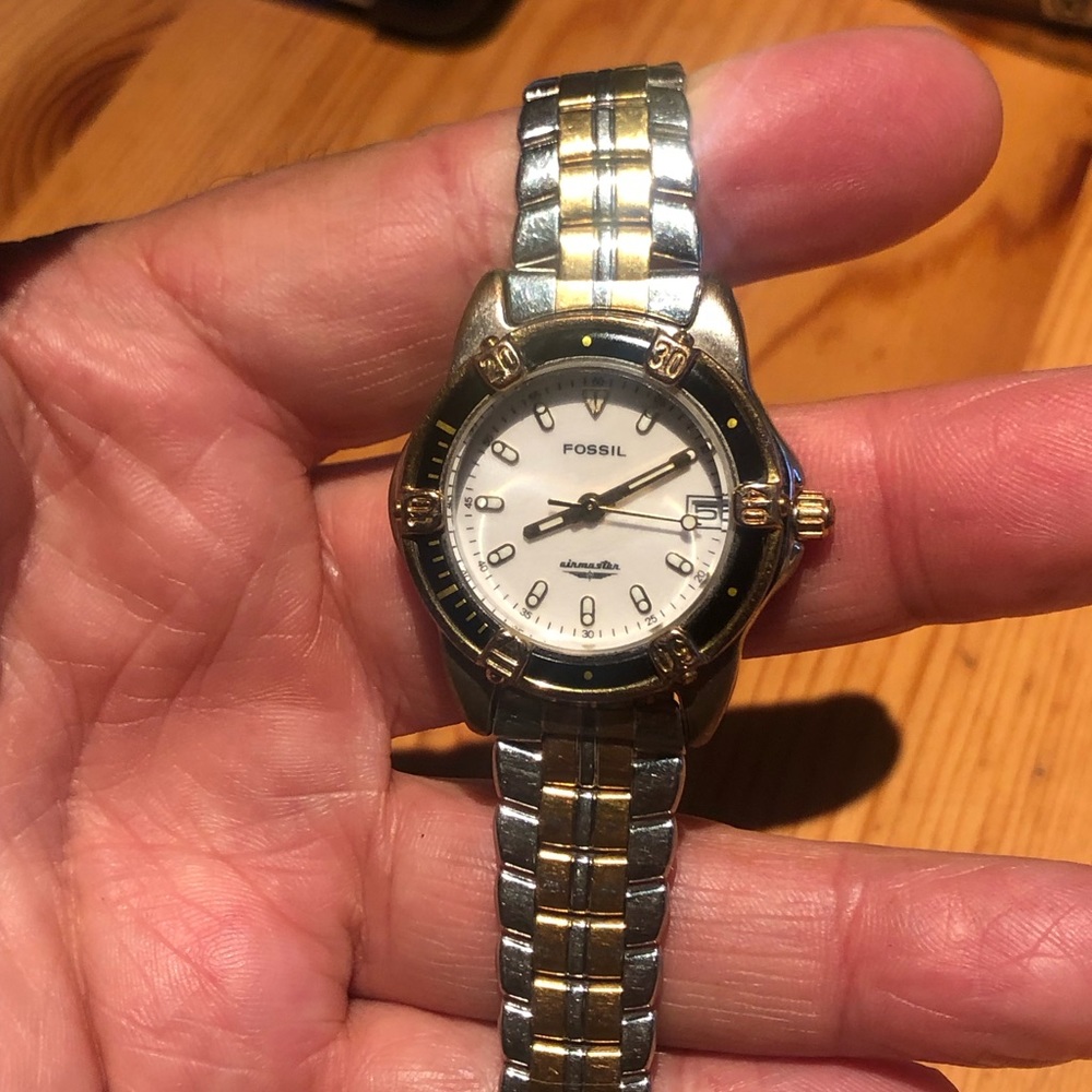 Fossil Watch Good Working Condition - image 1